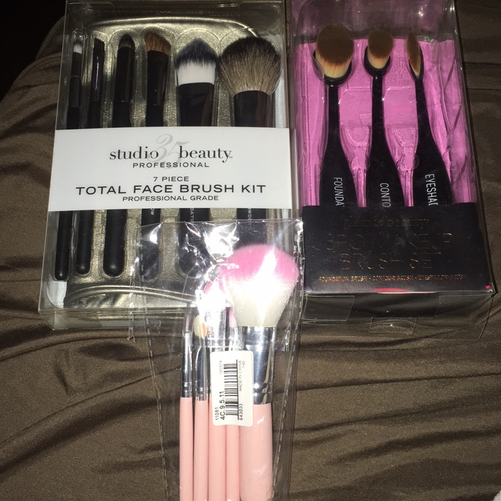 NIP makeup brush kits